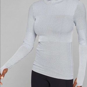 Athleta Flurry Base Layer Turtleneck